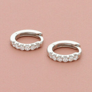 bony levy 18k white gold audrey 0.18 ctw diamond huggie hoop earrings